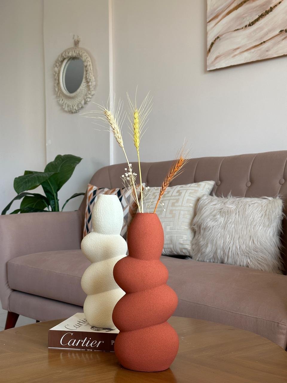 Gravel vase
