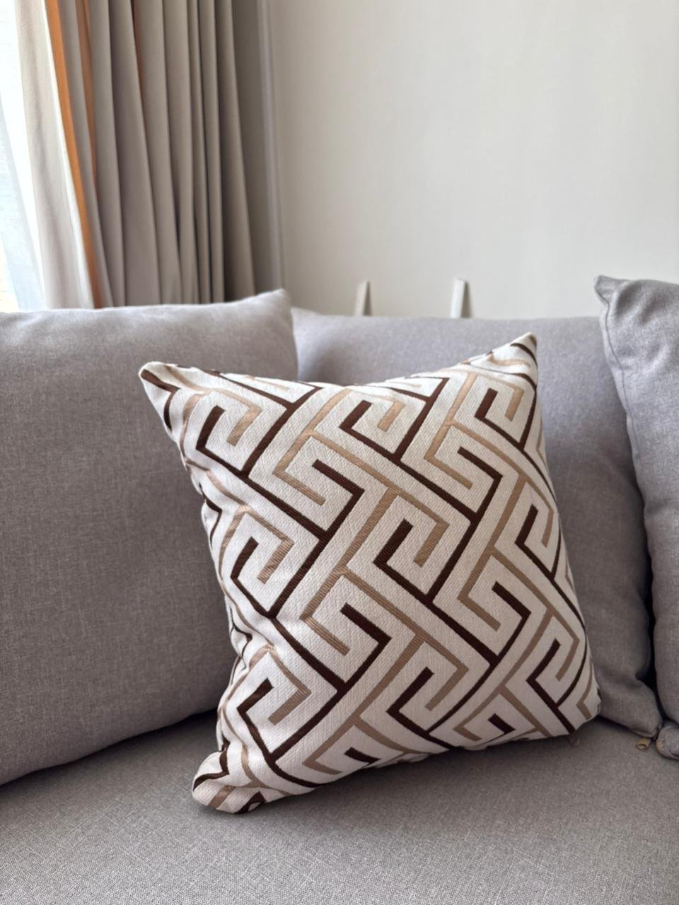 Premium Maze Velvet Cushion
