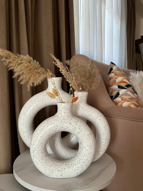 Donuts vase