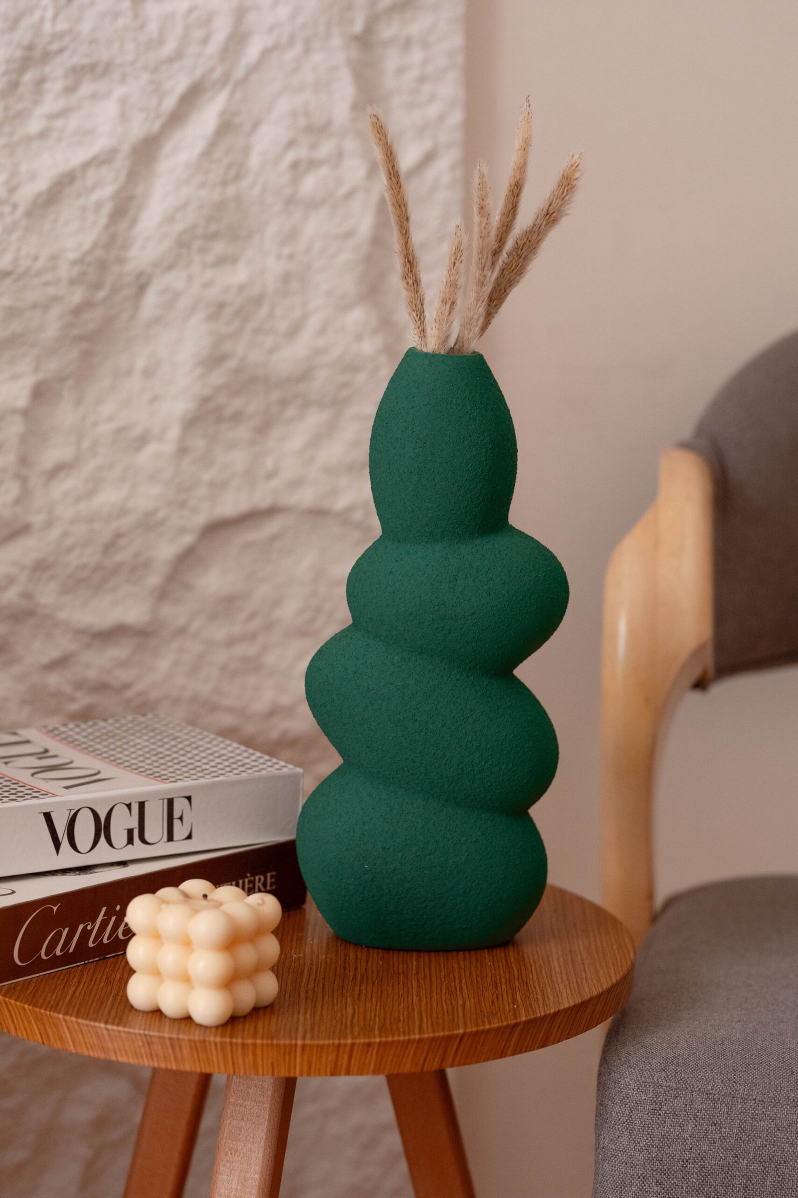 Gravel vase