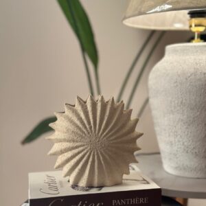 Shell vase